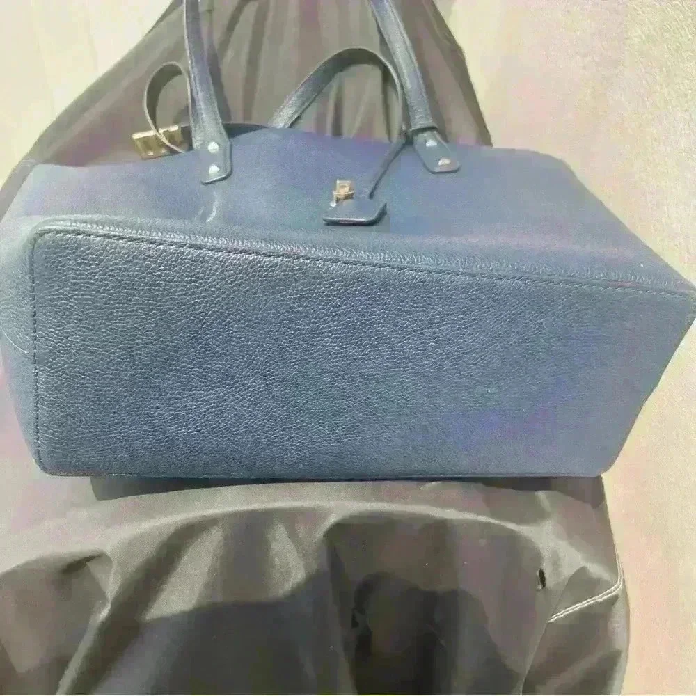 MICHAEL Kors Navy Blue Karson Large Carry All Leather  Tote - Picture 6 of 11